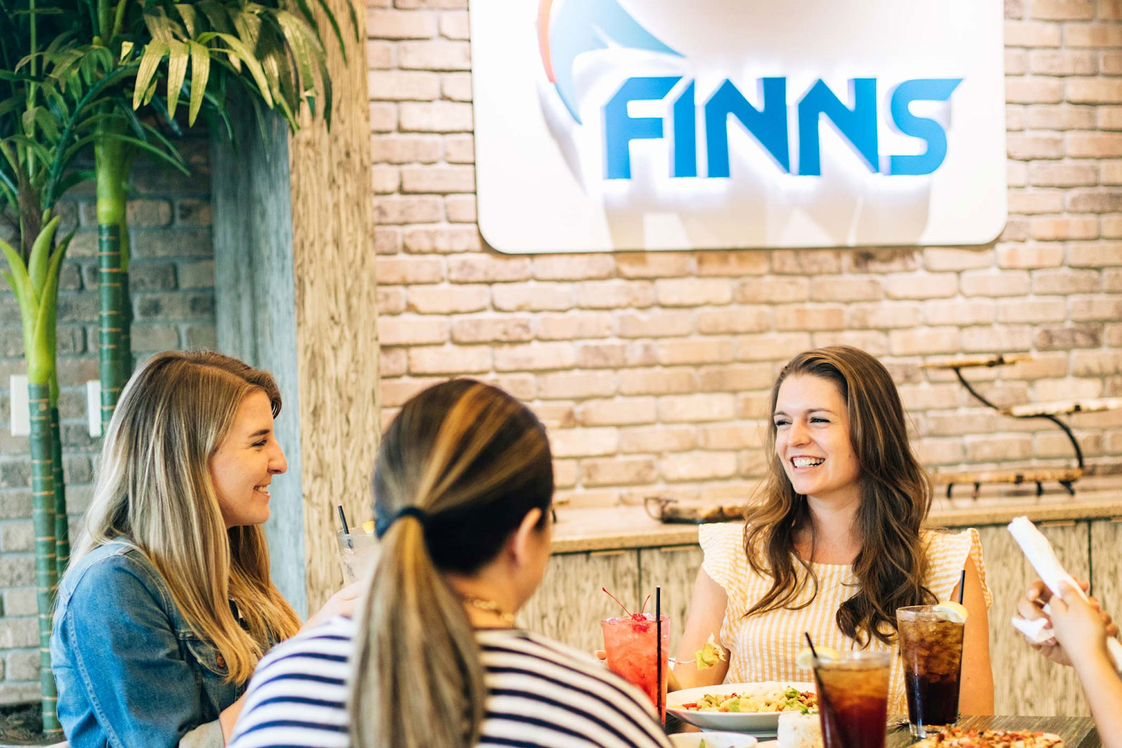 Finns Restaurant at Encore Club